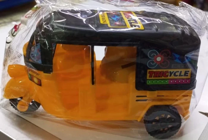 Tuktuk Small